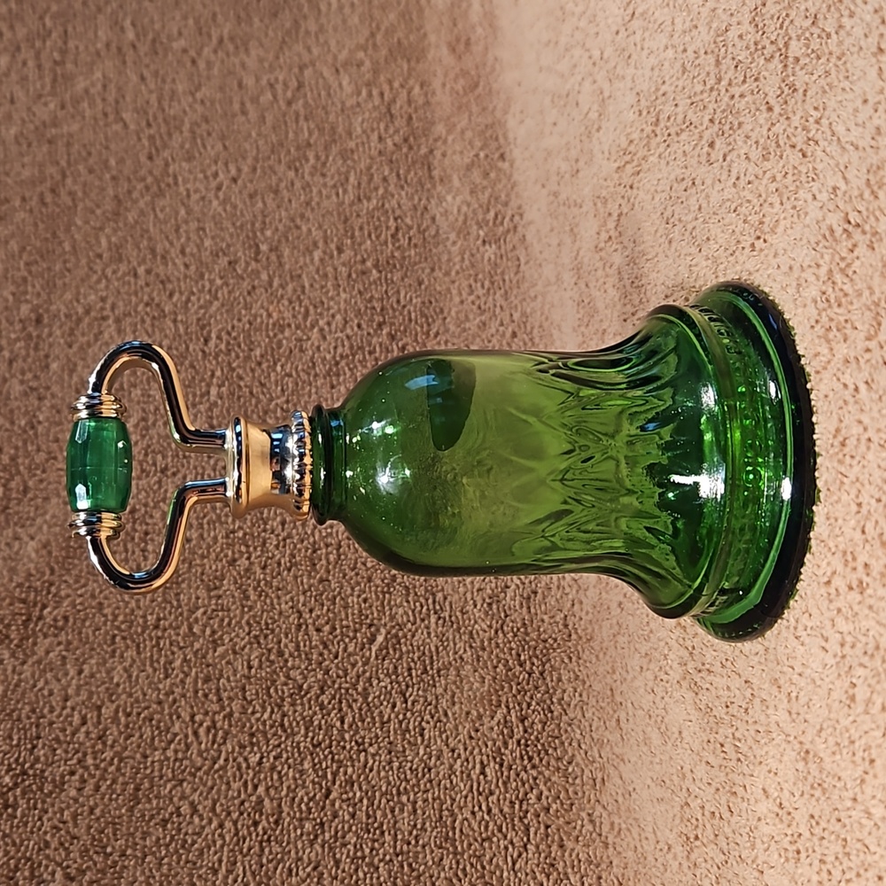 AVON Vintage Emerald Green Bell Decanter 1978 Sweet Honesty Cologne EMPTY T11